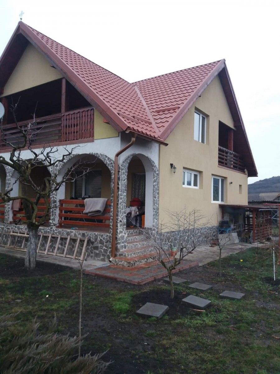 Fotografie 20 din arhiva proprie cu un acoperiș metalic, 2020
